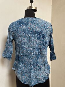 Blue Floral Print Top