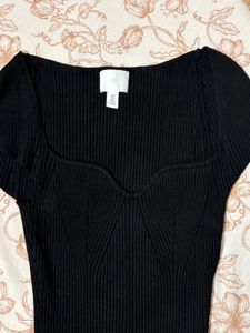 H&amp;M Black Ribbed Knit Top