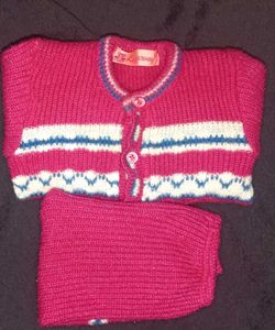 Cute Knitted Baby Outfit Set