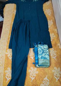 Floral Cut Neck Kurta Set