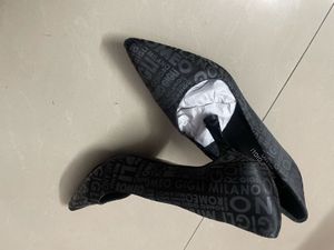 Romeo Gigli Milano Pointed Heels