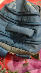 New Skybags backpack with raincover
