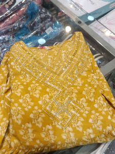 Floral Embroidered frock kurta set xl