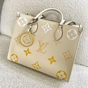 Louis Vuitton White Handbag 1st Copy Women...