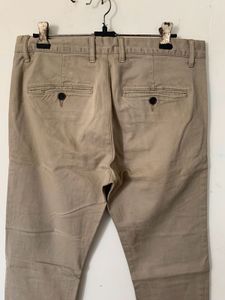 Chinos