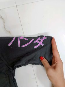 Cute Printed Women&#39;s T-Shirt (Black)