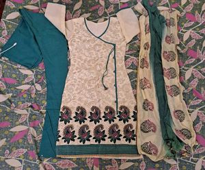 Ethnic Custom Stitch Suit Set with stains