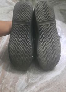 School Black Shoes