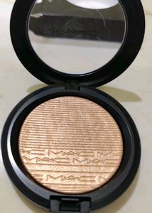 Mac Extra Dimention Skinfinish Highlighter