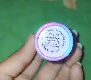 MYGLAMM POSE HD MATE FOUNDATION