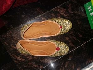 Jaipuri Juti