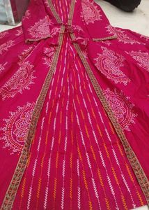 Two layer style anarkali kurti Set In 2 Colour