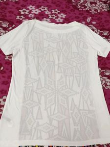 Unique Design White Top
