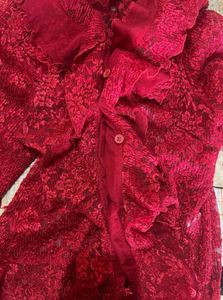 Y2K RED LACE TOP/SHRUG