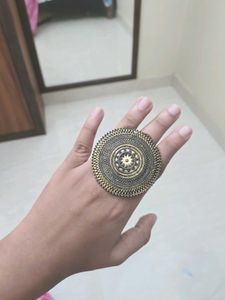Statement Ring