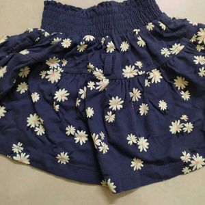 2 Baby Sets.