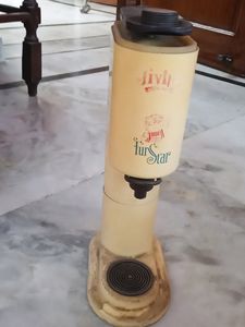 Soda Maker With  Sylender