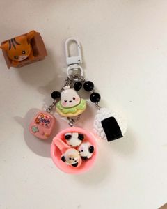 Pochacco Food Keychain