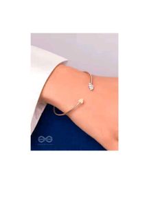 Stylish Bangle Bracelet
