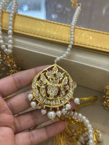 Elegant Gold Jewelry Set