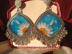 Floral Resin Earrings