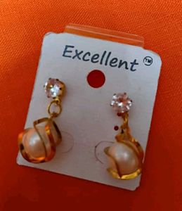 Pearl Drop Earrings