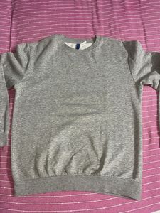 Gray H&amp;M Sweatshirt
