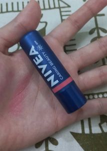 Nivea 4 Lipbalm Combo
