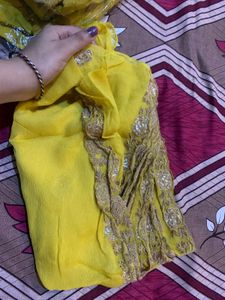 Beautiful Yellow Chinon Suit💛🦋🎀