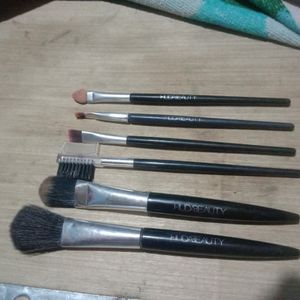 Meackup Bras