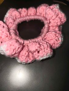 Pink &amp; White Crochet Scrunchie
