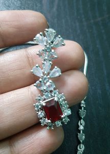 AD JEWELLERY MEHROON UNUSED