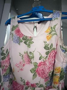 Floral Print Sleeveless Midi Dress