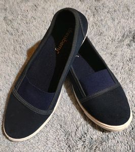 Dressberry Women Slip-on Casual Shoe