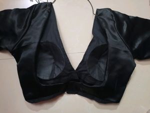 V Neck Blouse Satin Black 🖤