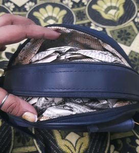Beautiful Round Sling bag