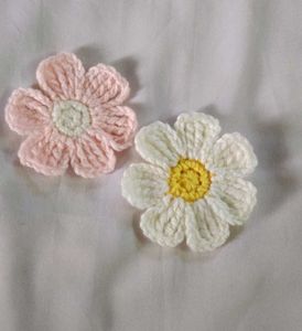 Crochet Flower Appliques - Pink &amp; White
