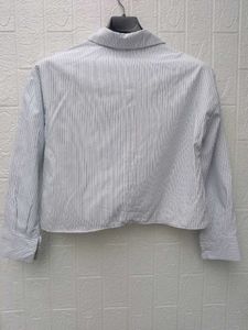 New with tag Pinterest Striped Cropped Shirt