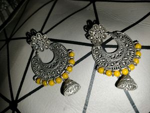 Silver Earrings Yellow Beaded💛