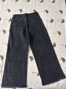 Wide Leg Cropped Jeans