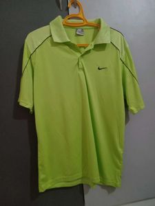 Nike sports t shirt