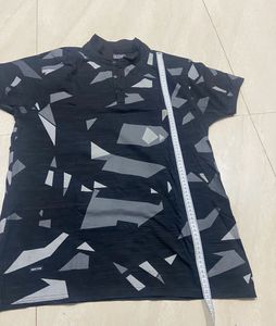 👕Black Coloured Geometric Pattern T-shirt 👕