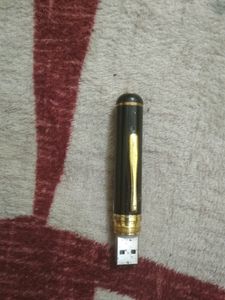 Camere Pen. Battery Not Working. Bottom Part Mised
