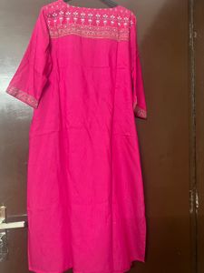 Pink &amp; Gold Printed Kurti