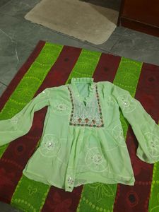 New Women Top