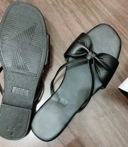 Two Slipper 🥿🥰