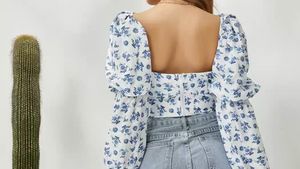 Floral Puff Sleeve Top Imported