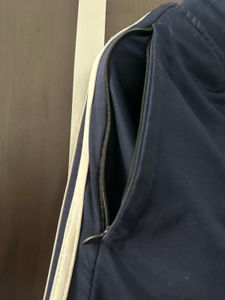 Addidas original dark Blue Track