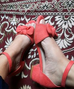 Pretty Dressberry Sandals..❤️