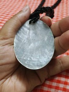 Imported|Mother Of Pearl Pendant|Beaded Chain